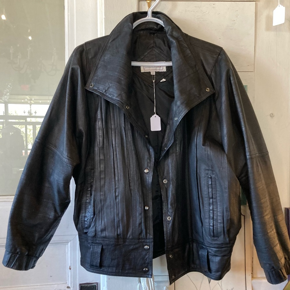VTG Haberdasher Genuine Leather Moto Biker Bomber Jacket Belt Loop 9/10